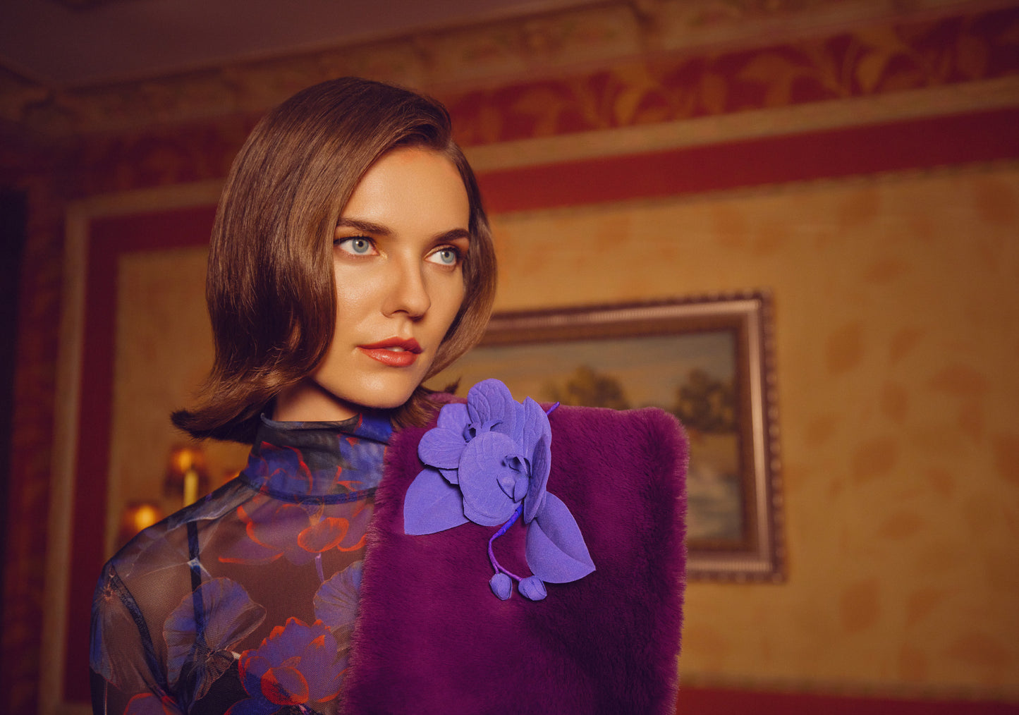 Desenli Dik Yaka Uzun Kollu Transparan Bluz