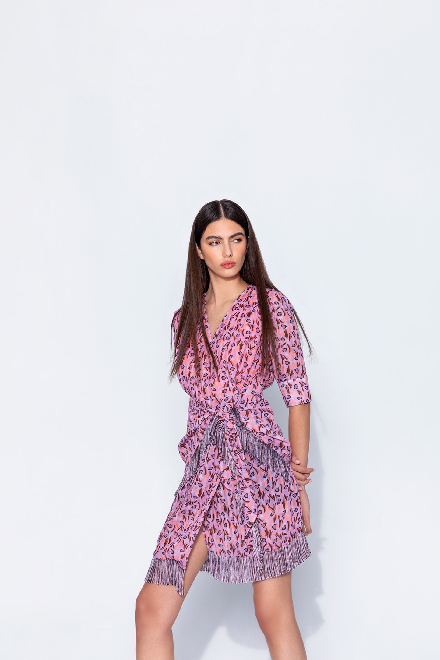 Önden Bağlamalı Püskül Detaylı Elbise