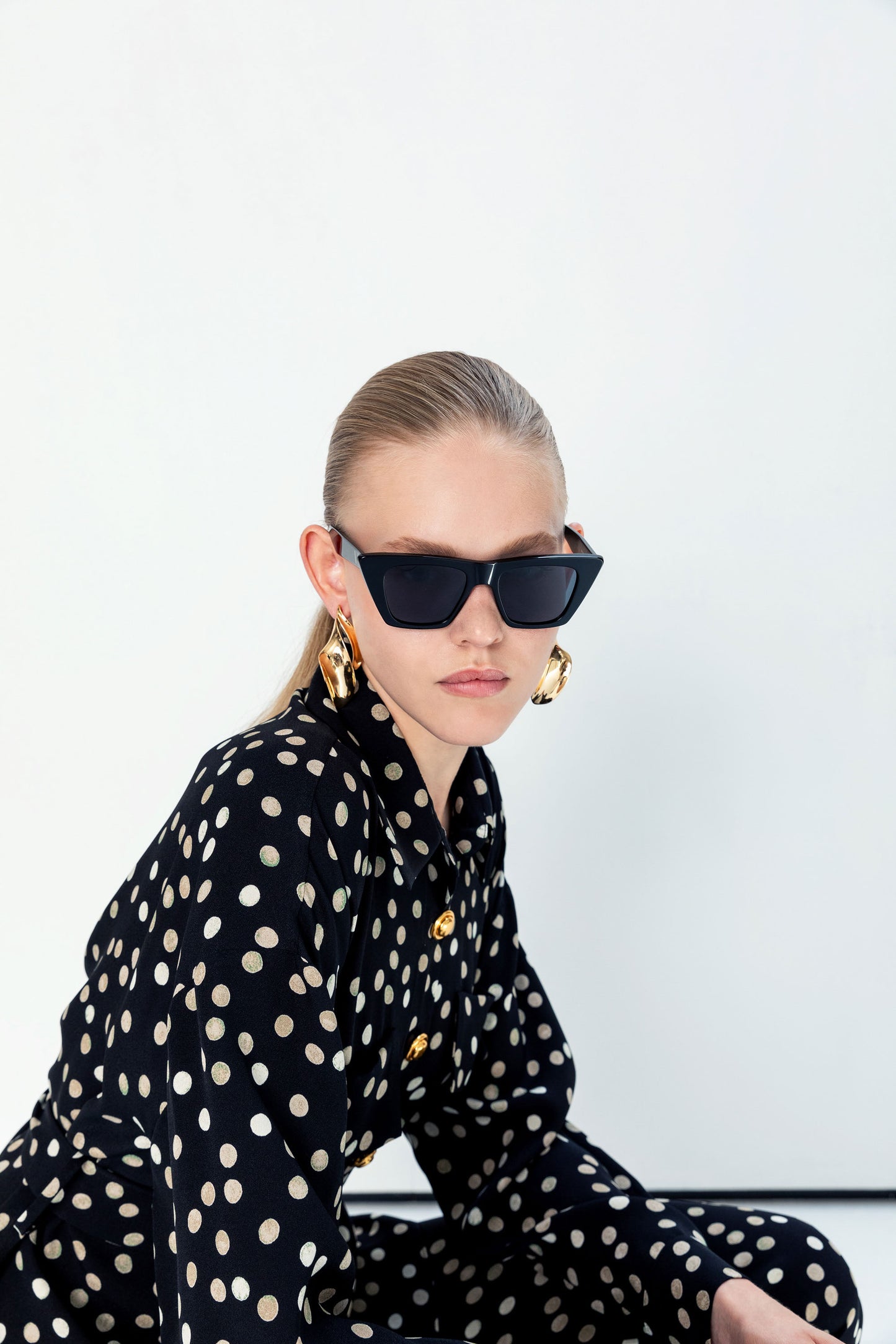 Siyah Puantiyeli Bol Paça Pantolon