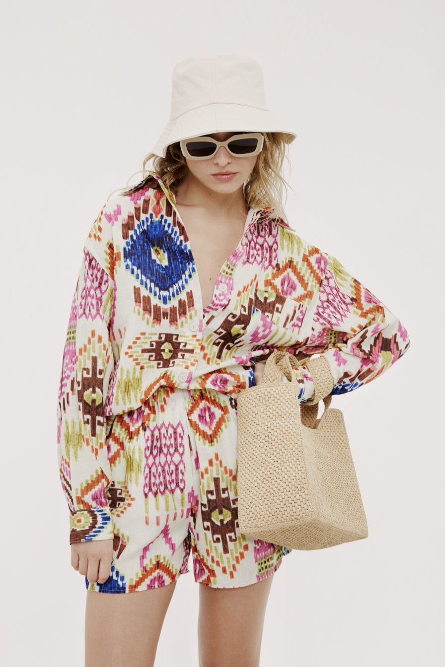 Çok Renkli Desenli Gömlek