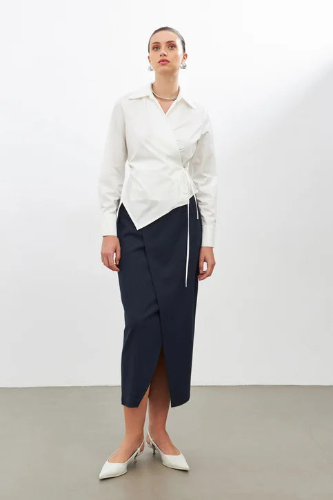 Çapraz Bağlamalı Ekru Gömlek