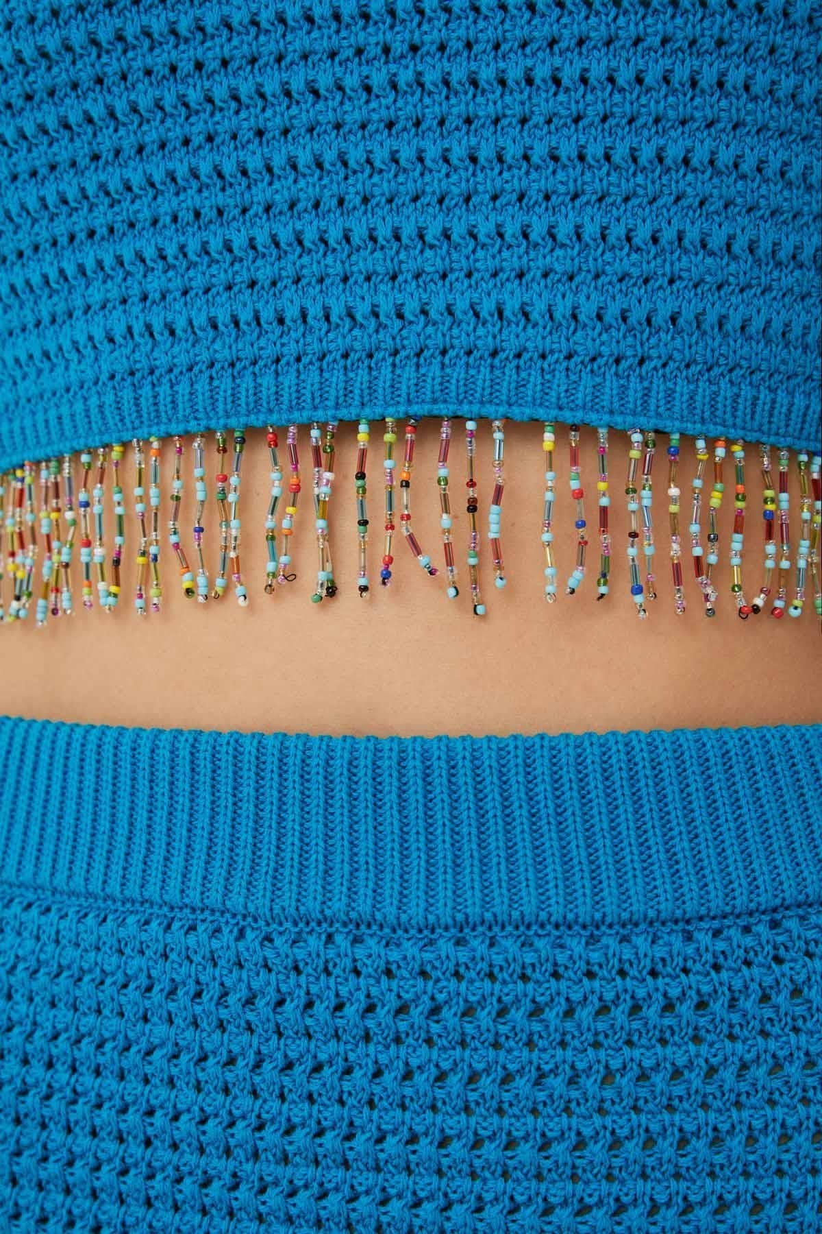 Boncuk İşleme Detaylı İnce Askı Mavi Crop Top