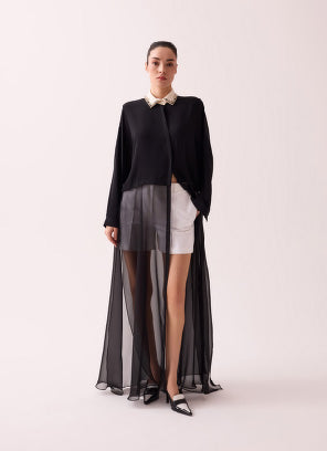 Yakası İşlemeli Uzun Şifon Gömlek