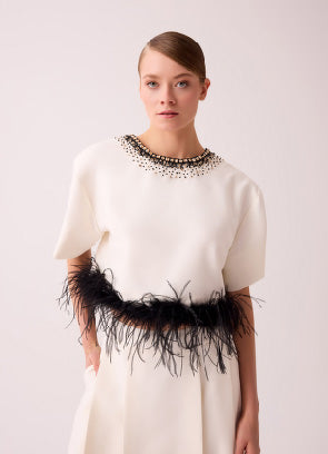 Beyaz Otri̇ş Detaylı Taş İşlemeli̇ Bluz